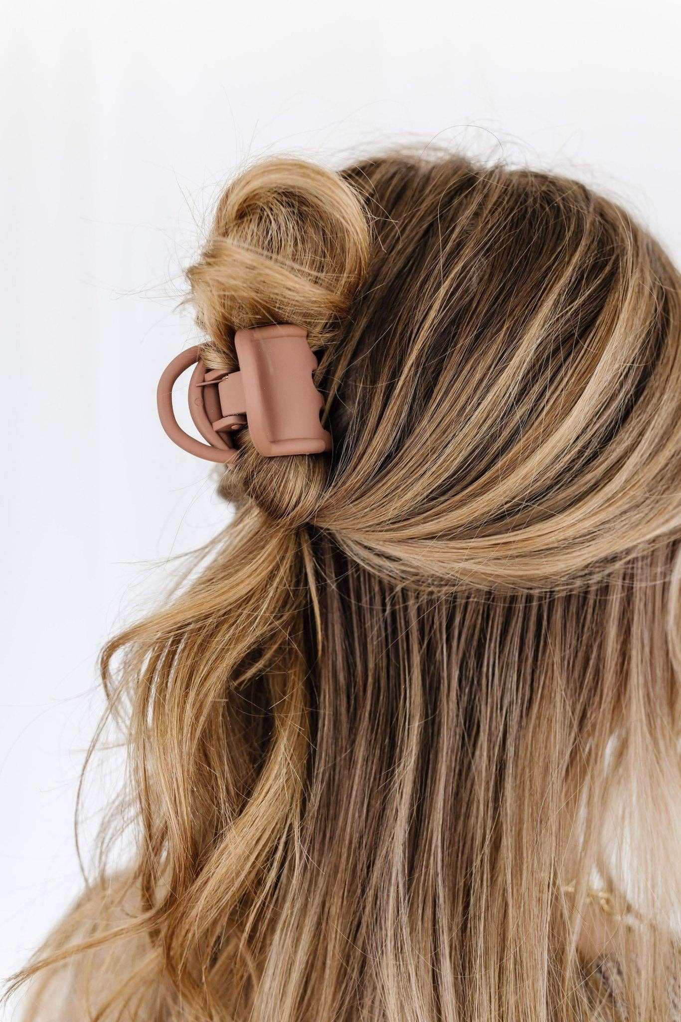Cinnamon Claw Clip
