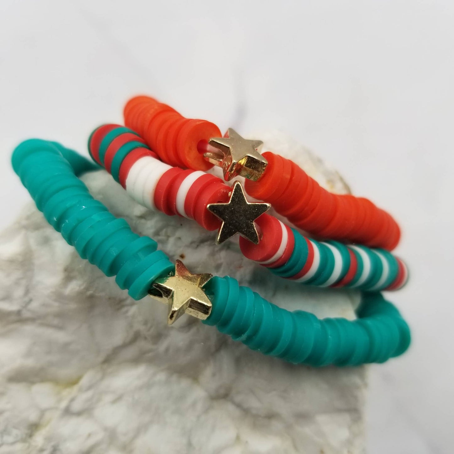 Stars Christmas Heishi Bracelet Stack