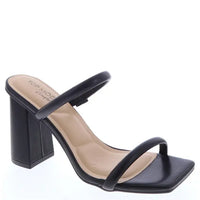 Elaina Heel