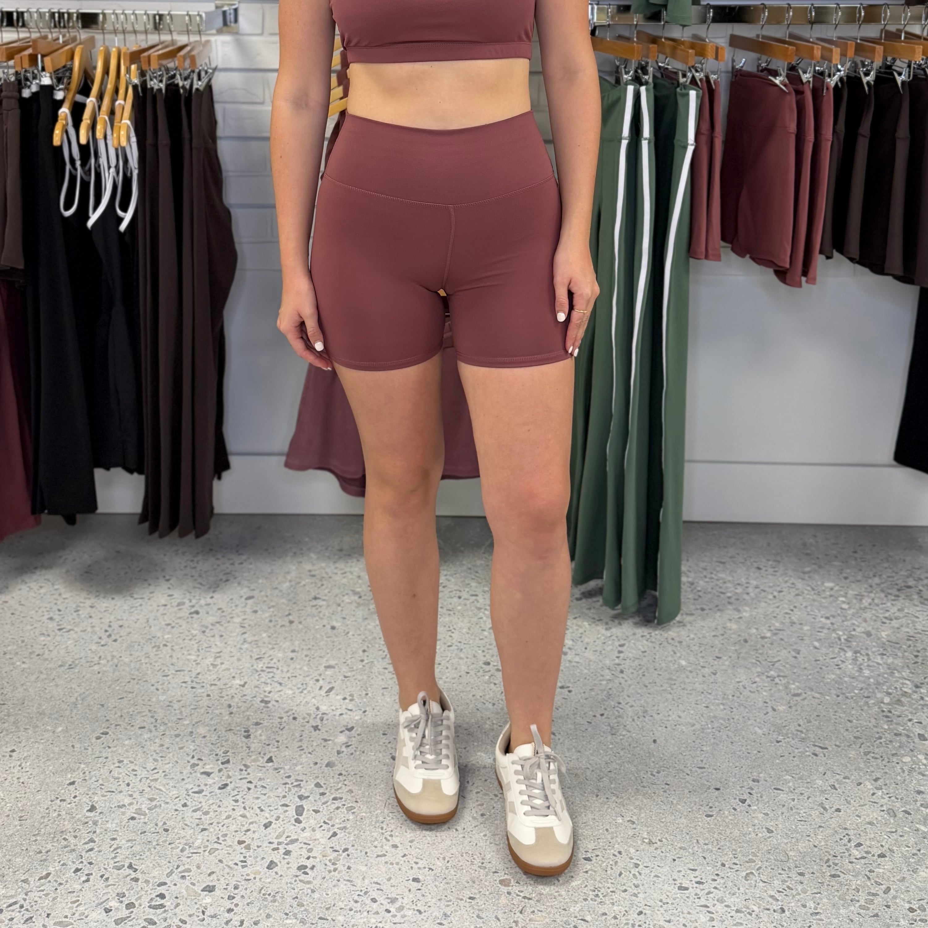 Venice Contour Biker Shorts Rosewood