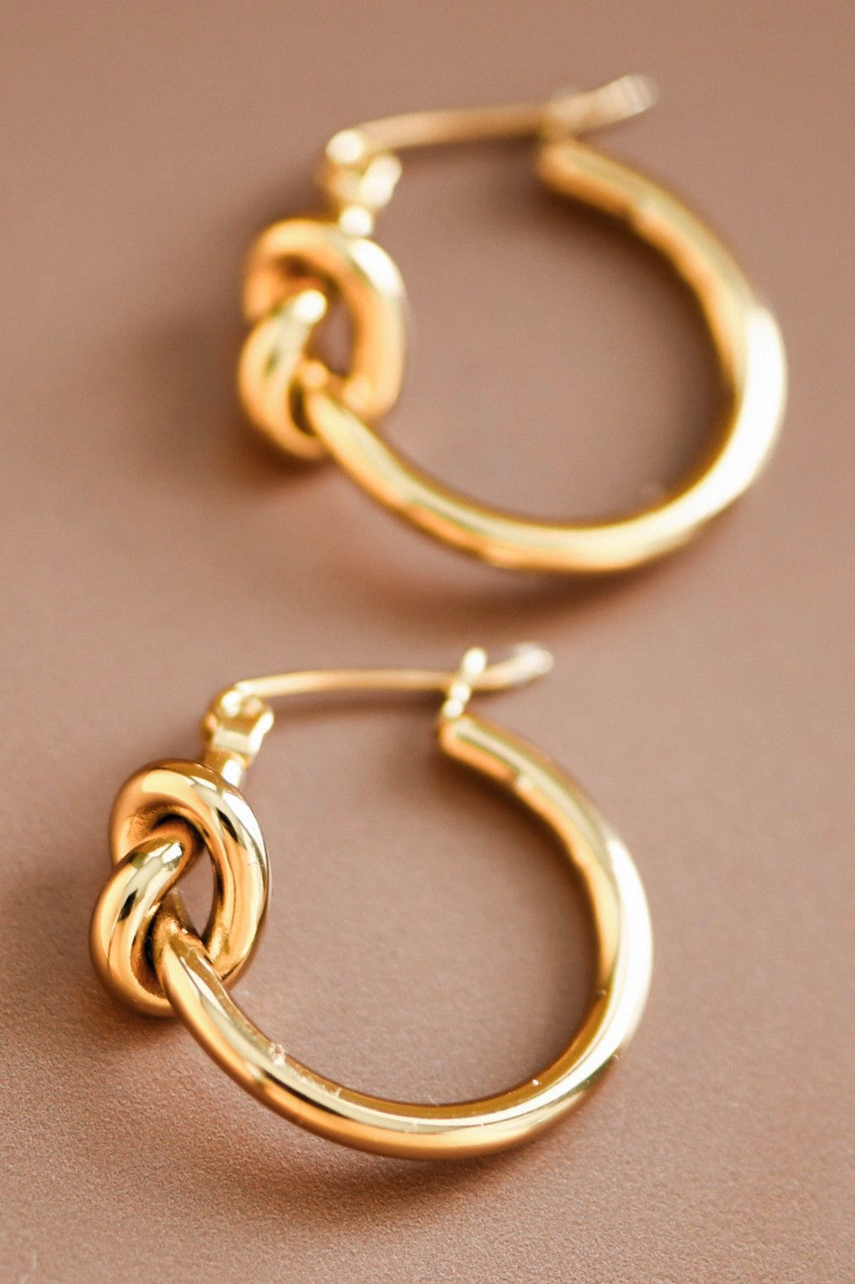 Amelia Hoop Earrings