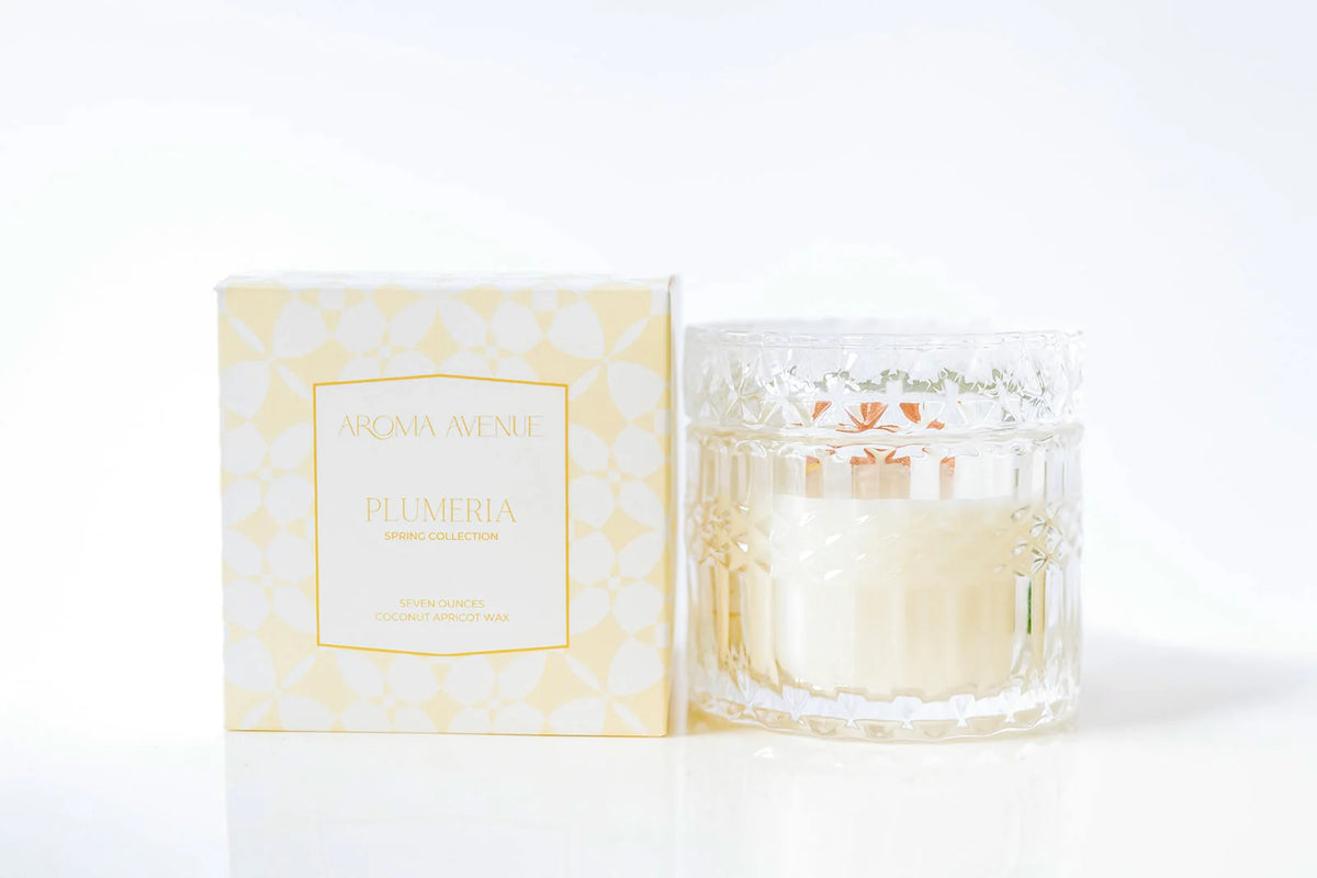 Aroma Avenue Plumeria 7oz Candle