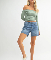 The Effortless Fit Mom Short