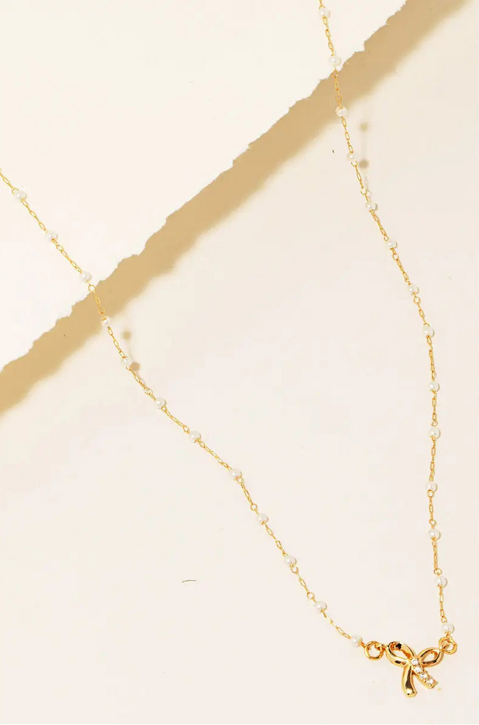 Graceful Bow Pearl Chain Necklace