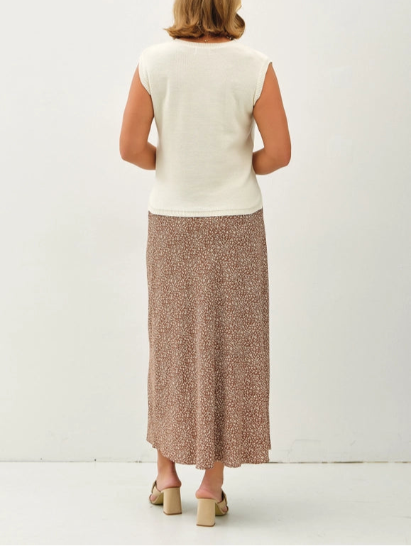 Curvy Melody Midi Skirt