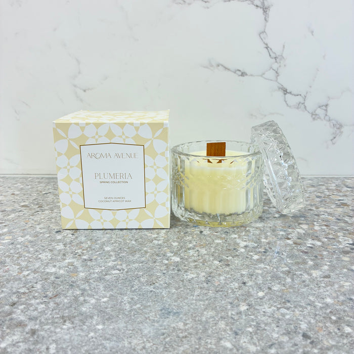 Aroma Avenue Plumeria 7oz Candle
