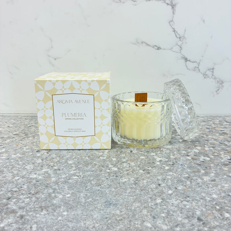 Aroma Avenue Plumeria 7oz Candle