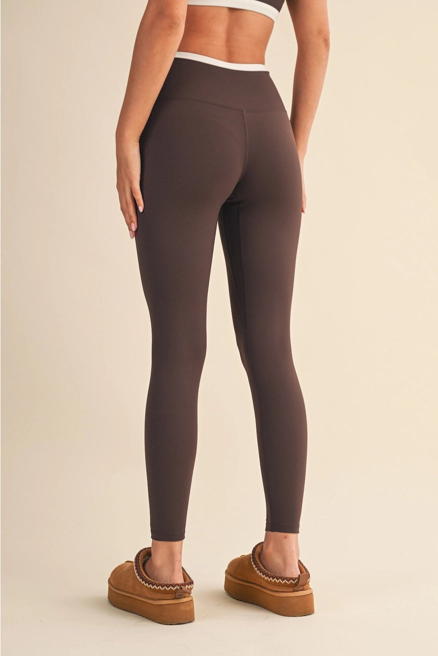 Minimal Edge Leggings Mocha
