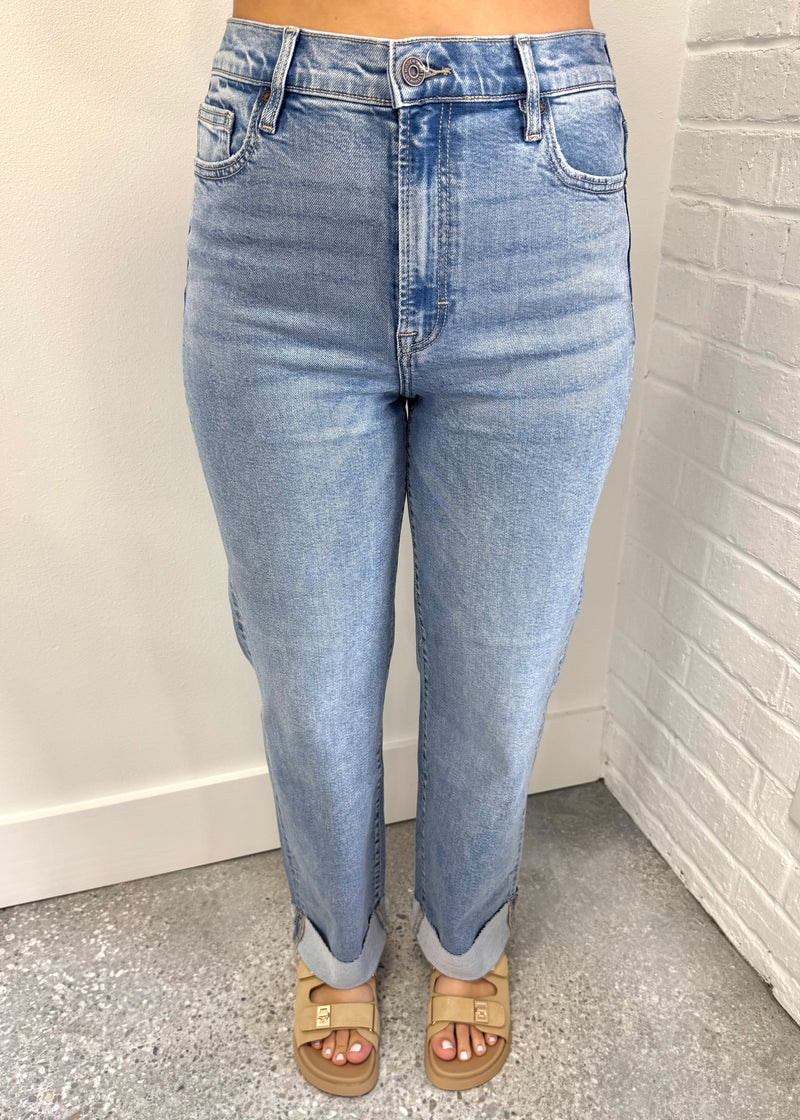 Ella HR Classic Straight Jean