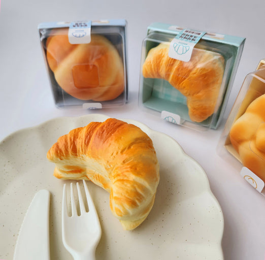 Croissant Squishy