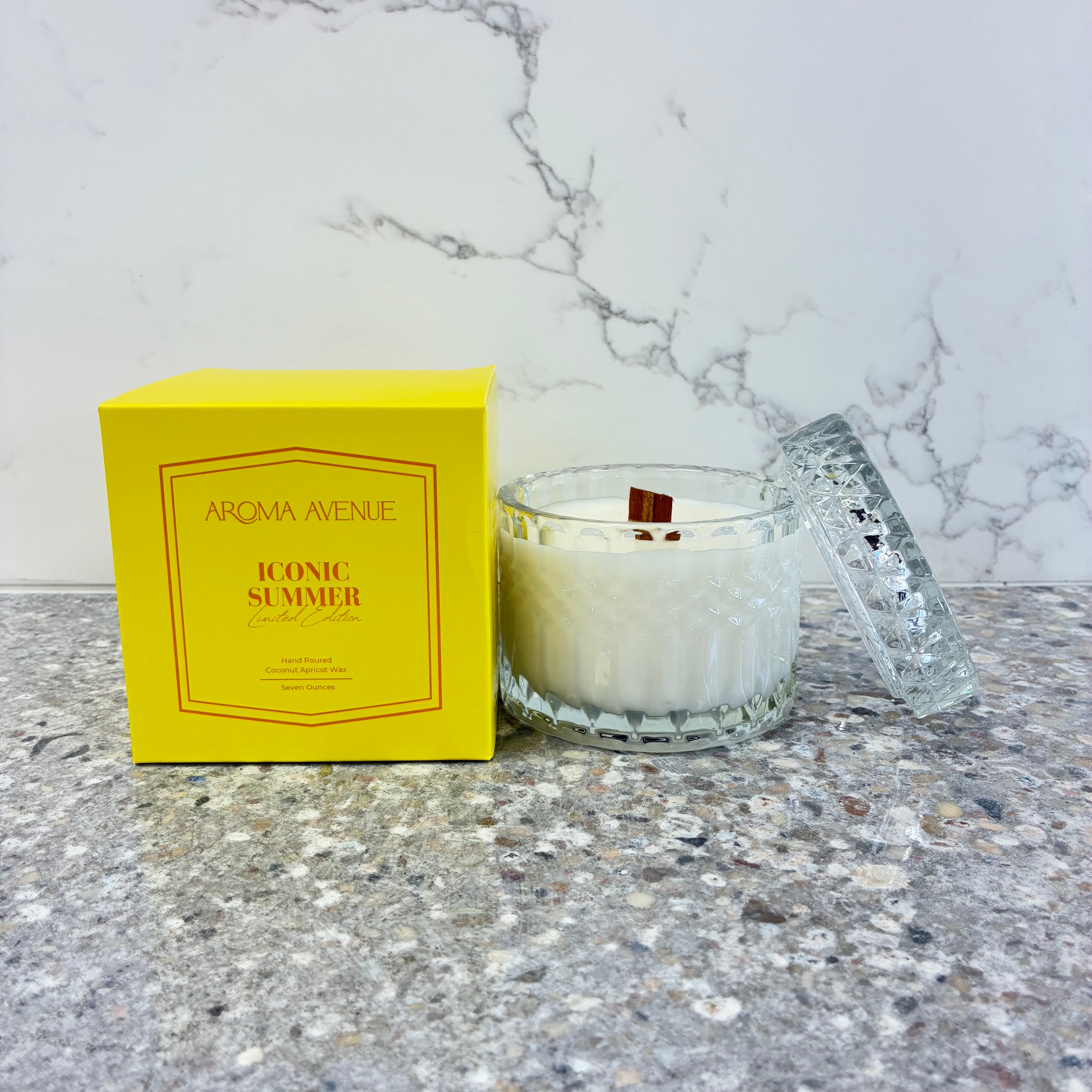 Aroma Avenue Iconic Summer 7oz Candle