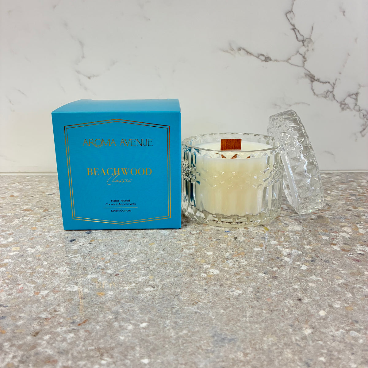 Aroma Avenue Beachwood 7oz Candle