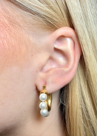 Elizabeth Hoop Earrings