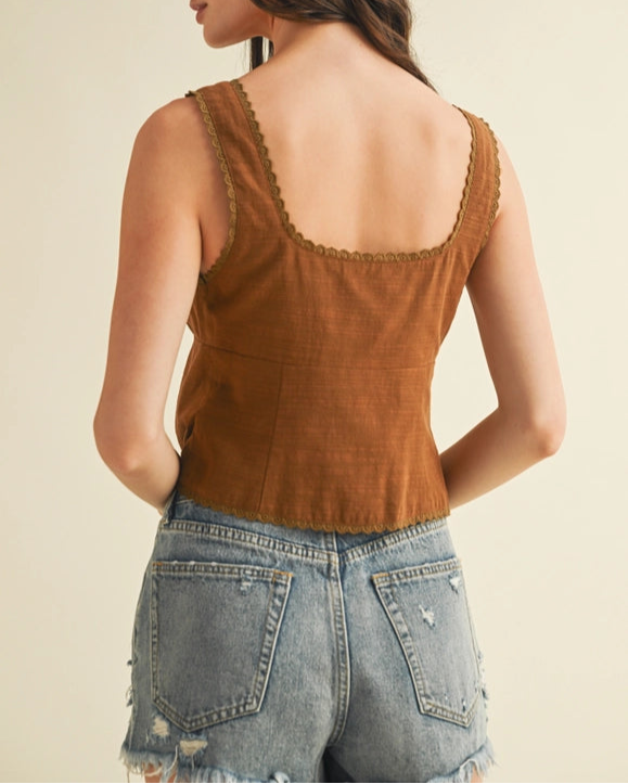 Sloane scallop Top