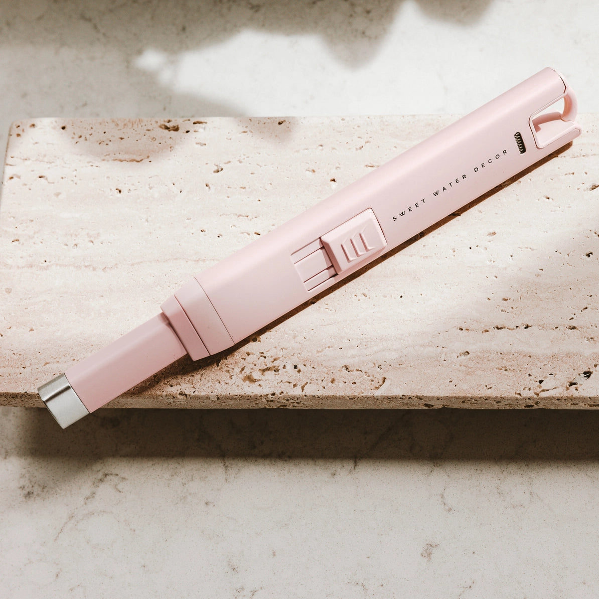 Eclectic Rechargeable Lighter Pink