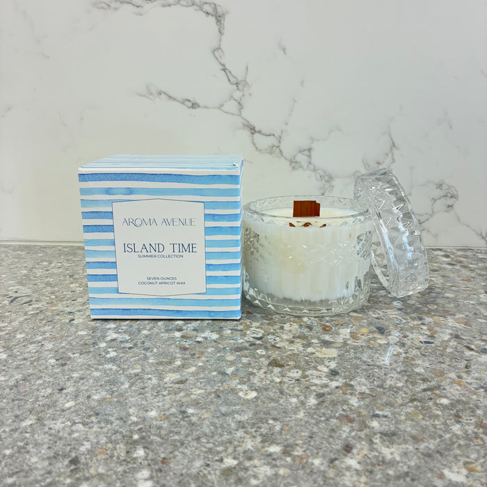 Aroma Avenue Island Time 7oz Candle