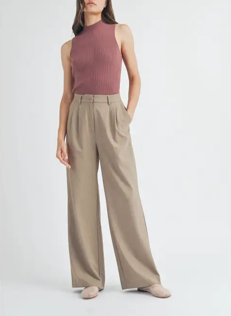 Pleated Slack Pants