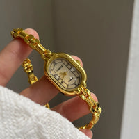 Vinny Vintage Bracelet Watch