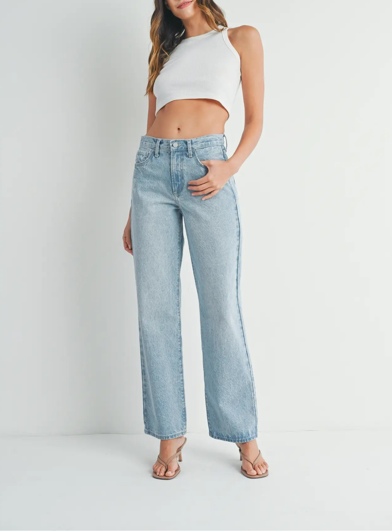 The Chill Girl Straight Light