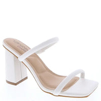 Elaina Heel