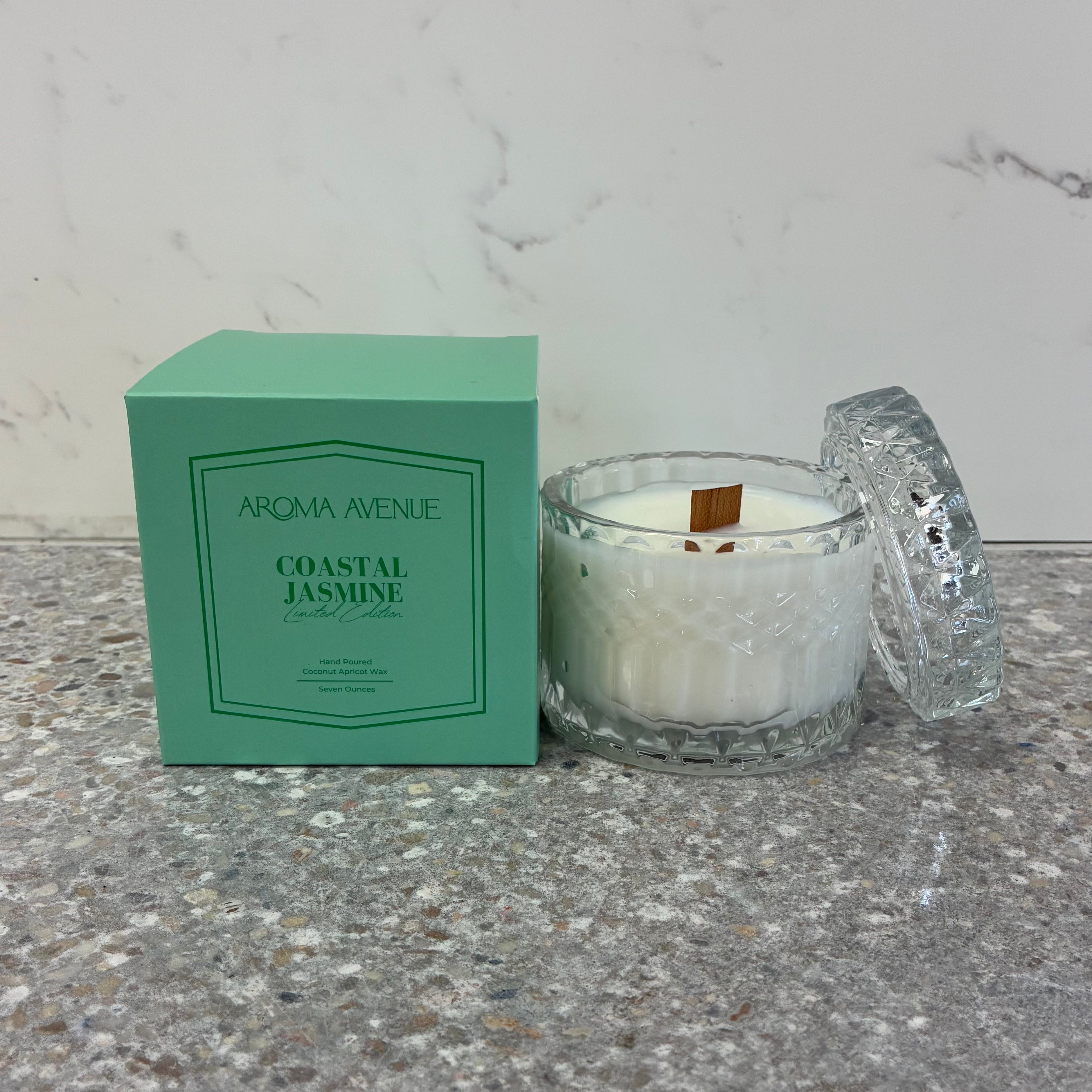 Aroma Avenue Coastal Jasmine 7oz Candle