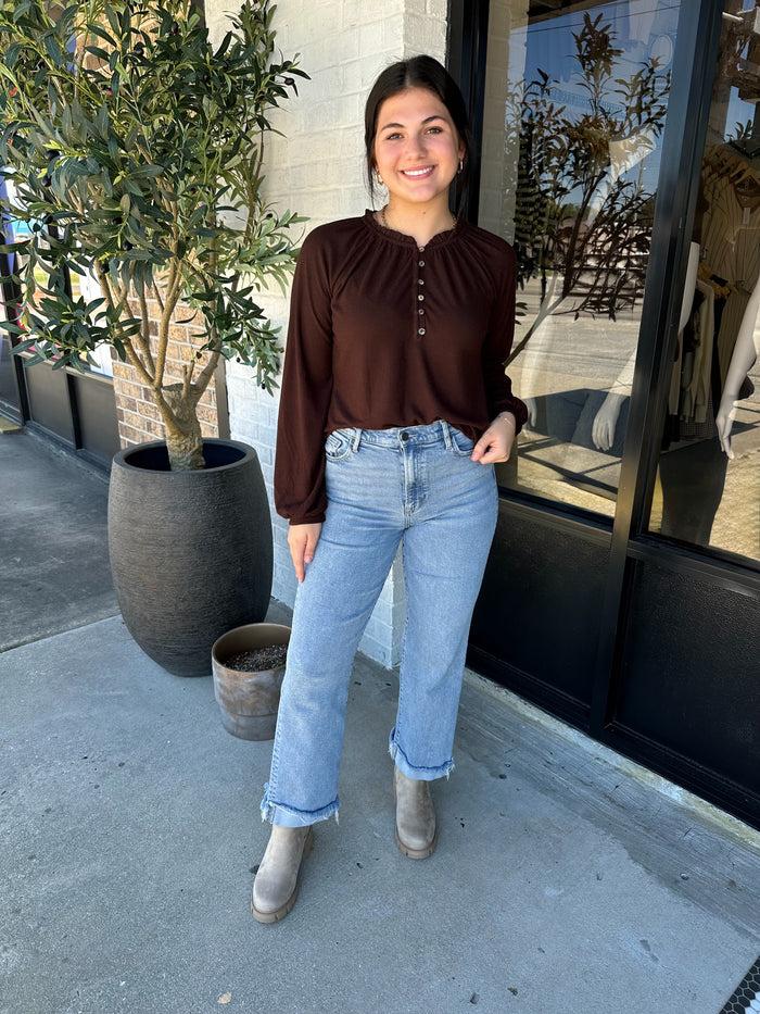 Ella HR Classic Straight Jean