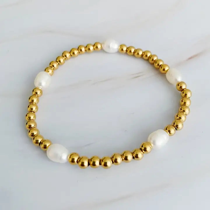 Pearl Golden Bauble Bracelet