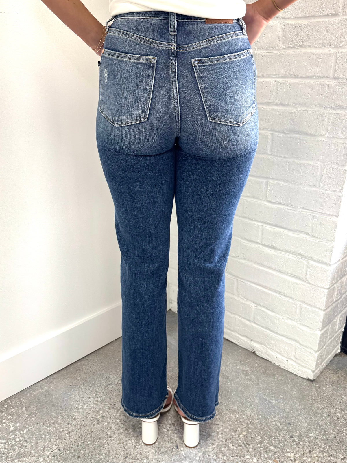 Judy Blue| HW 90's Straight Leg Jeans