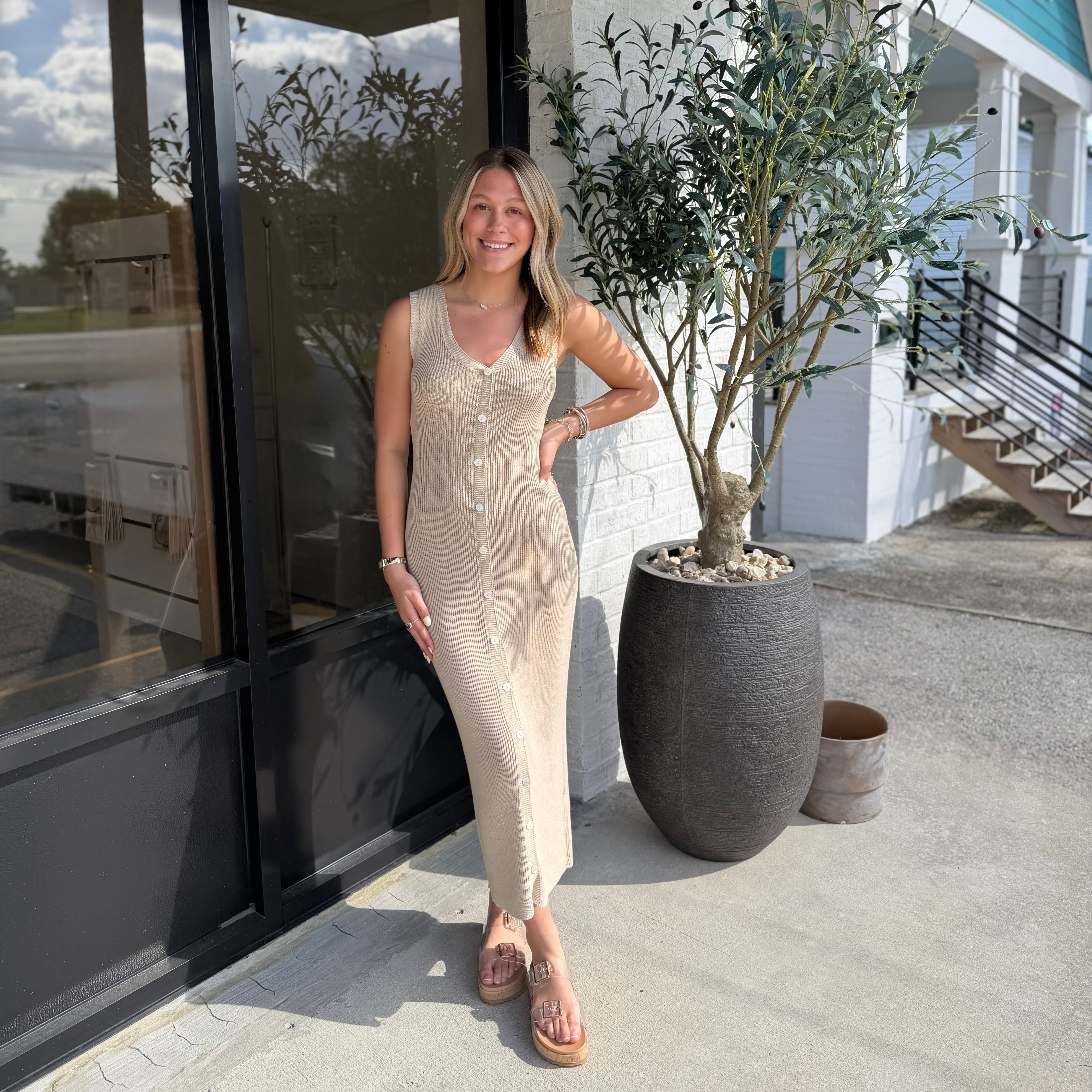 Scarlet Sculpt Midi Dress