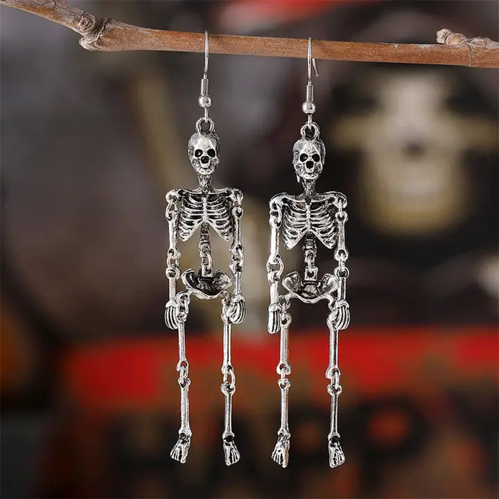 Dangling Vintage Skull Earrings