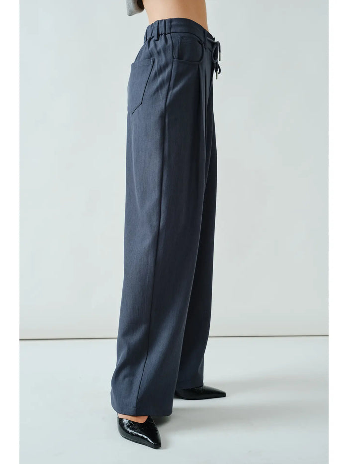 Elle Pleated Wide Leg Pants