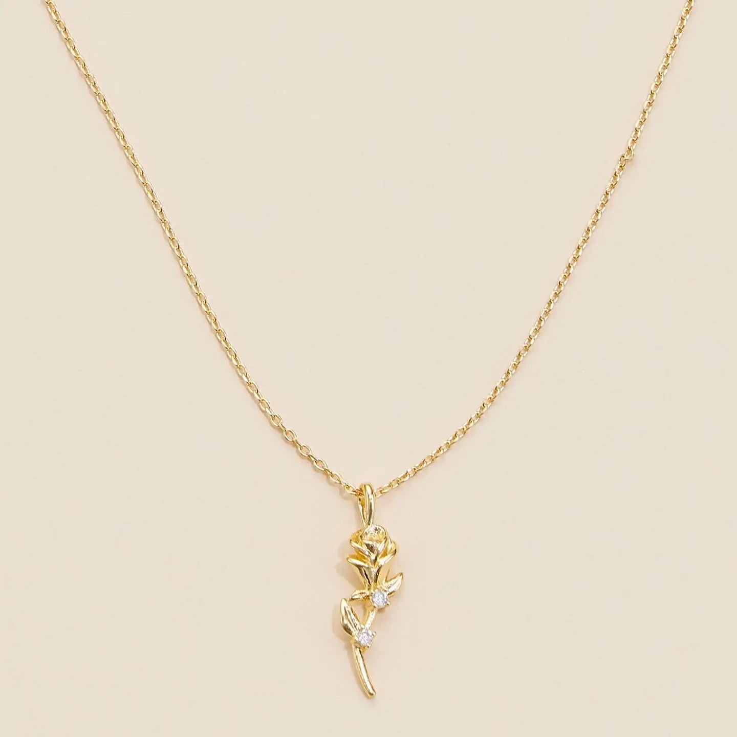 Rose Pendant Necklace