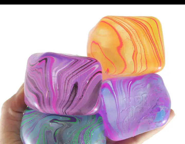 Needoh Swirl Cube