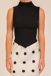 The Remi Pointed Hem Top Black
