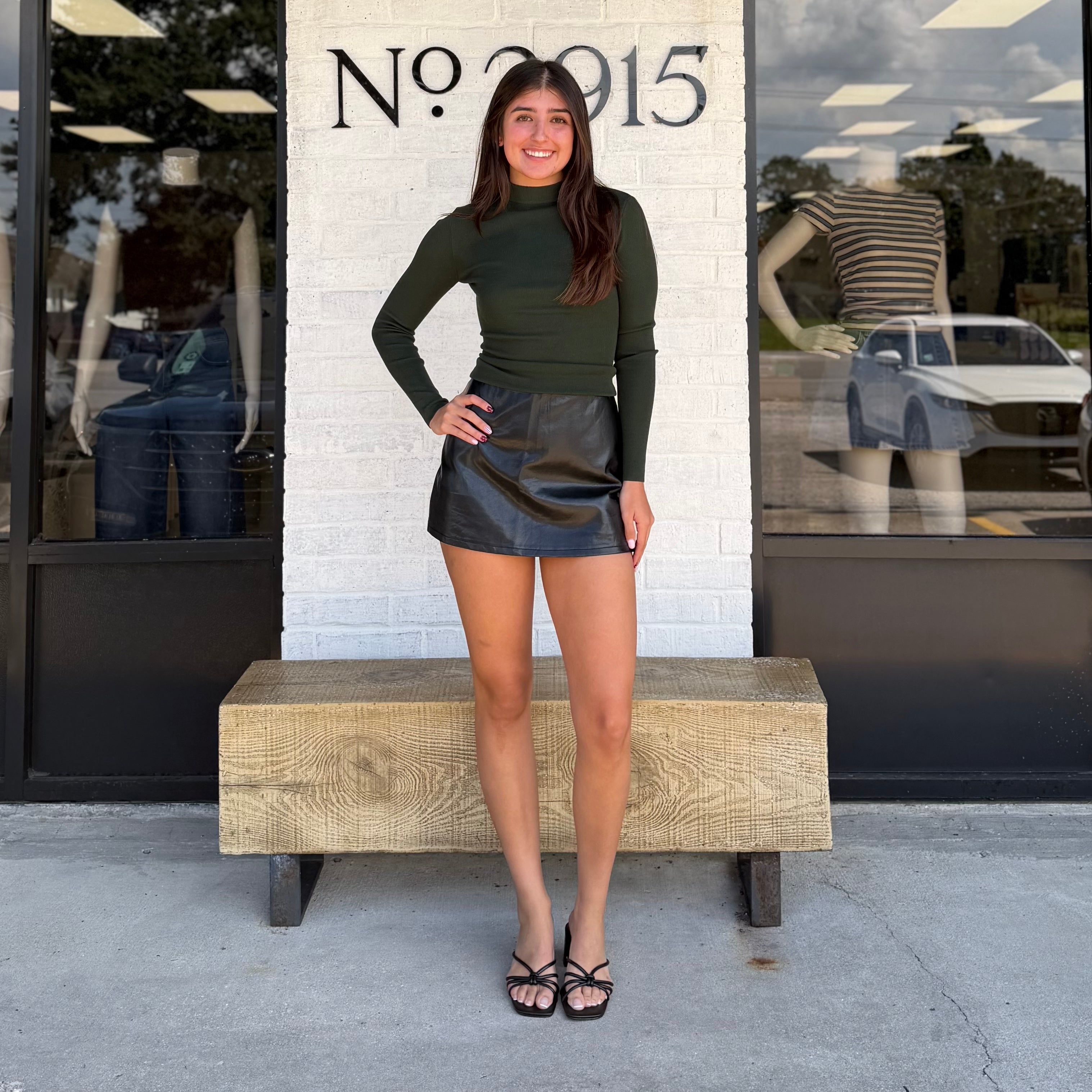 The Kendall Mock Neck Hunter Green