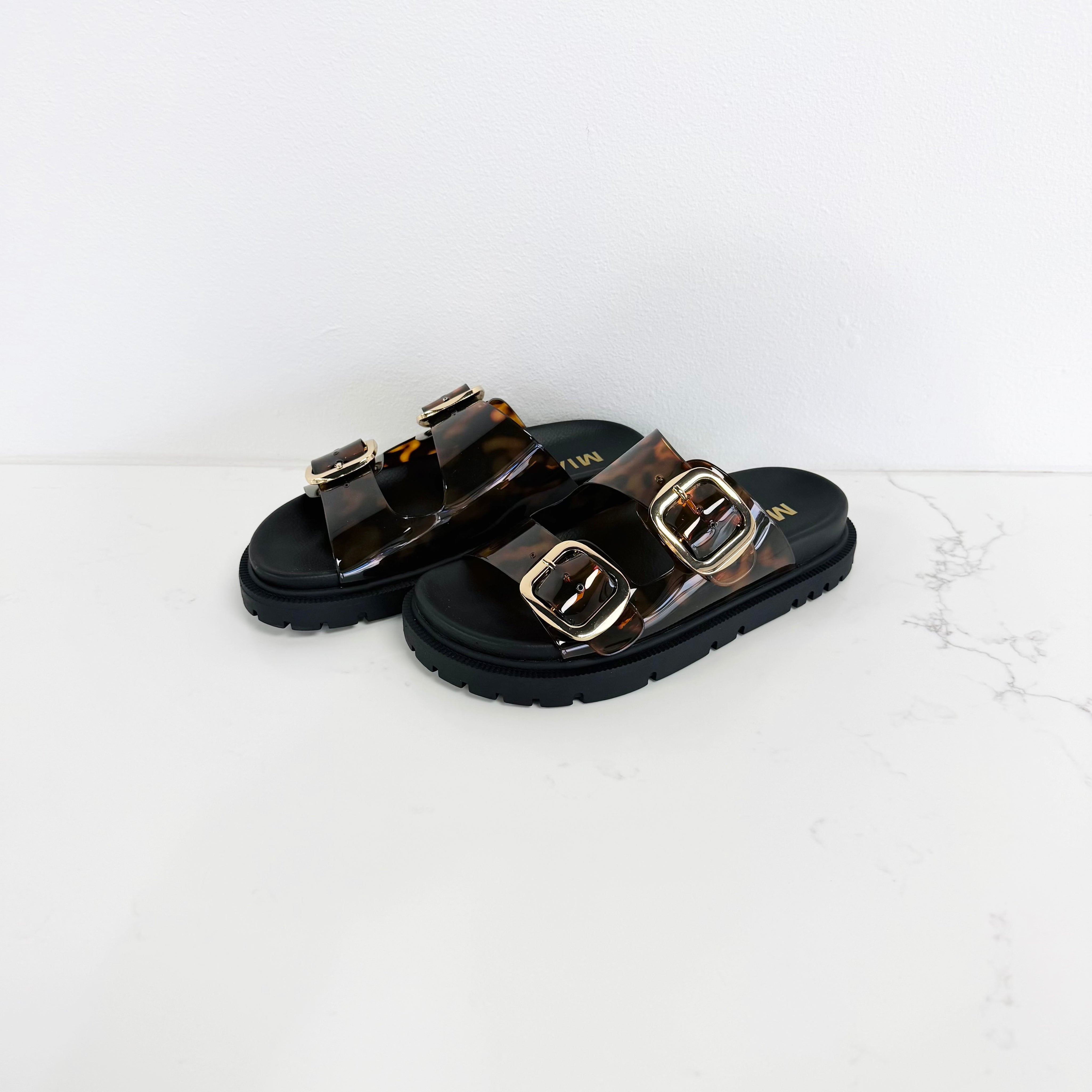 Gen Tortoise Sandal