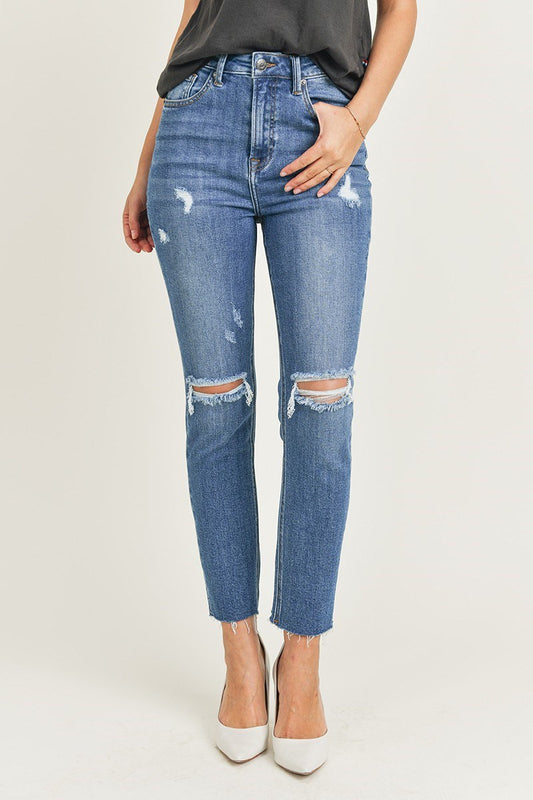 Risen HR Relaxed Fit Skinny Jeans