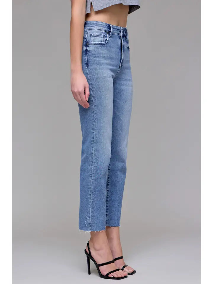 Tracey HR Cropped Straight Jeans