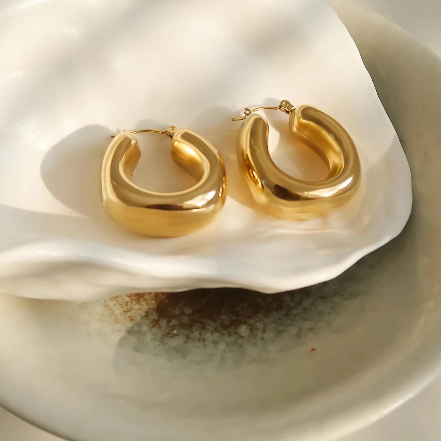Hunter Hoop Earrings