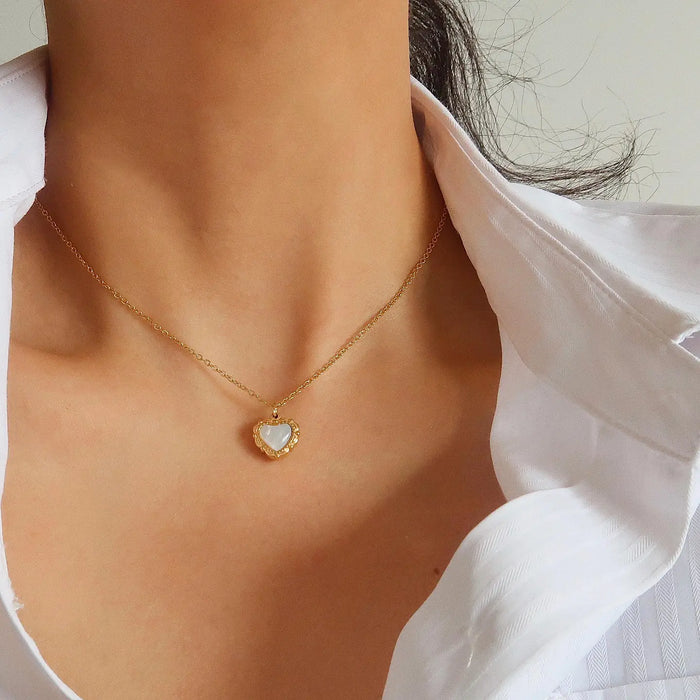 Josie Vintage Heart Pendant Necklace