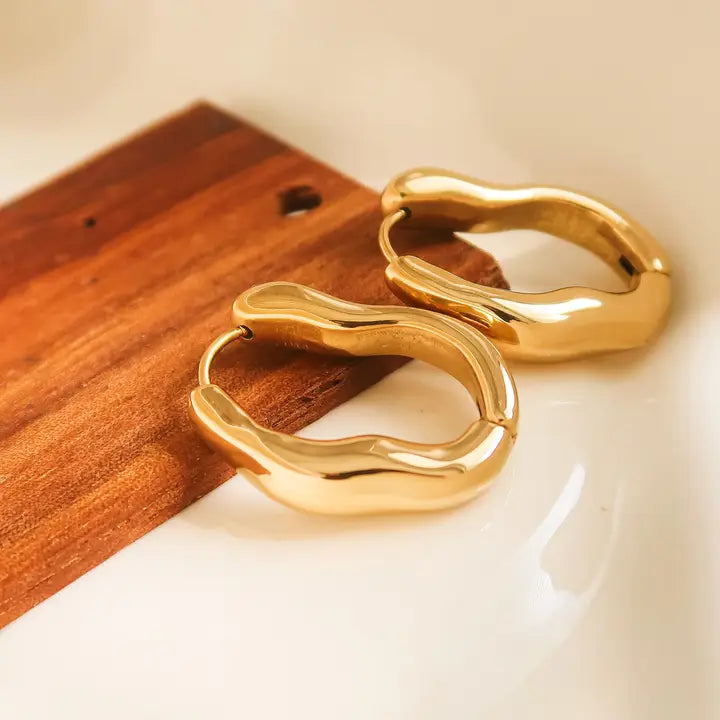 Darcy Oval Hoop Earrings