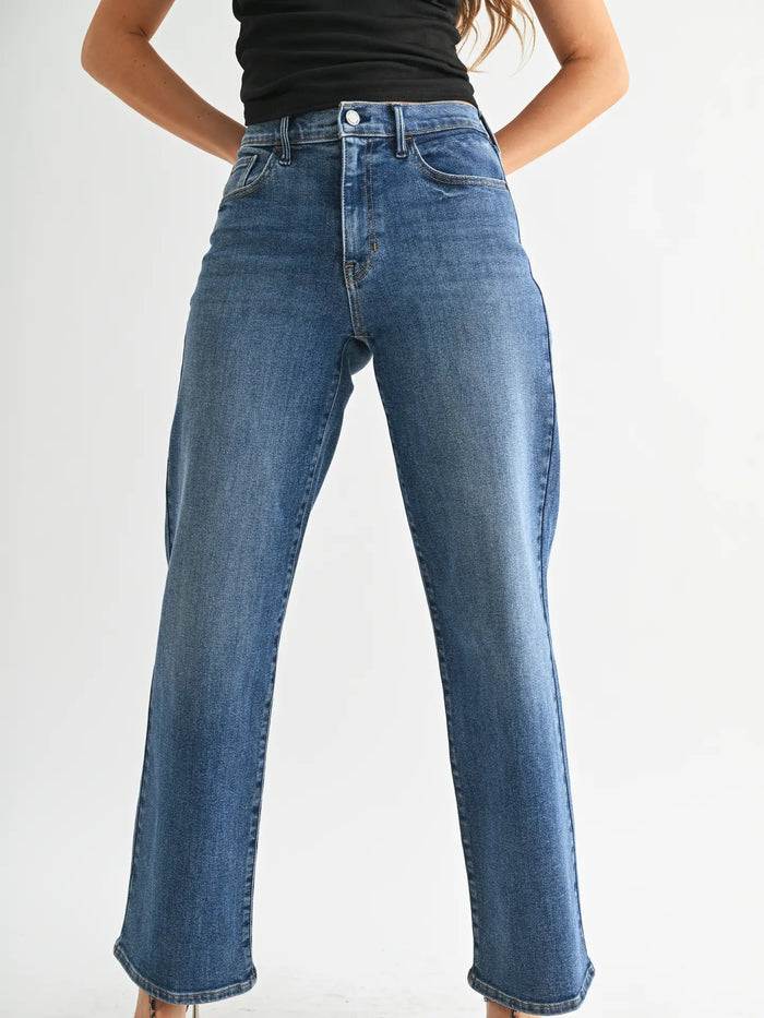 Daniella Loose Straight Jeans
