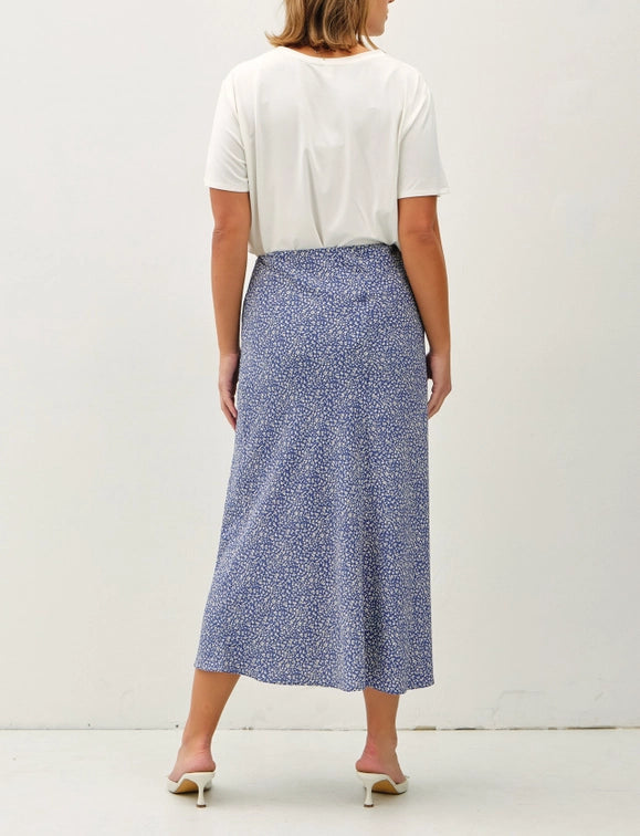Curvy Melody Midi Skirt