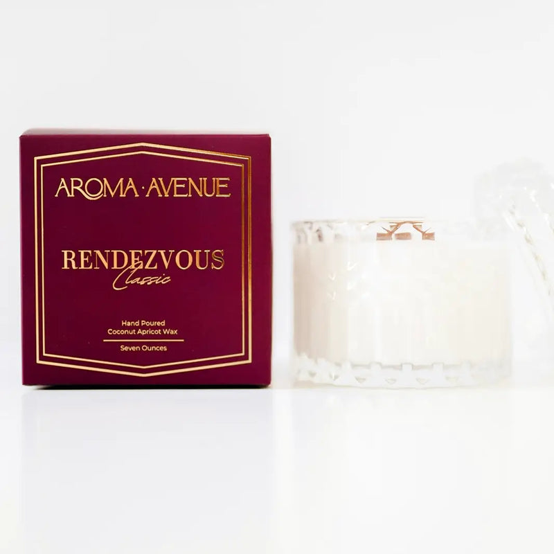 Aroma Avenue Rendezvous 7oz Candle