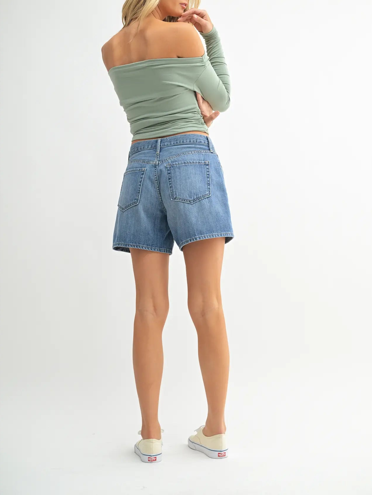 The Effortless Fit Mom Short