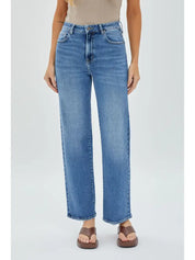 Kylie Straight Jeans
