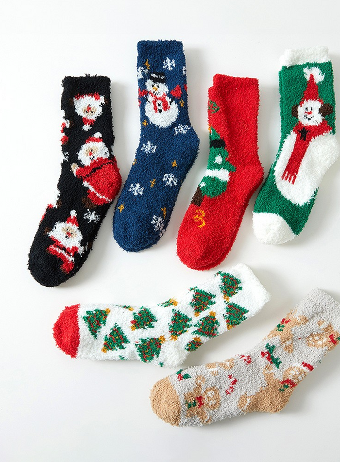 Christmas Pattern Fuzzy Socks