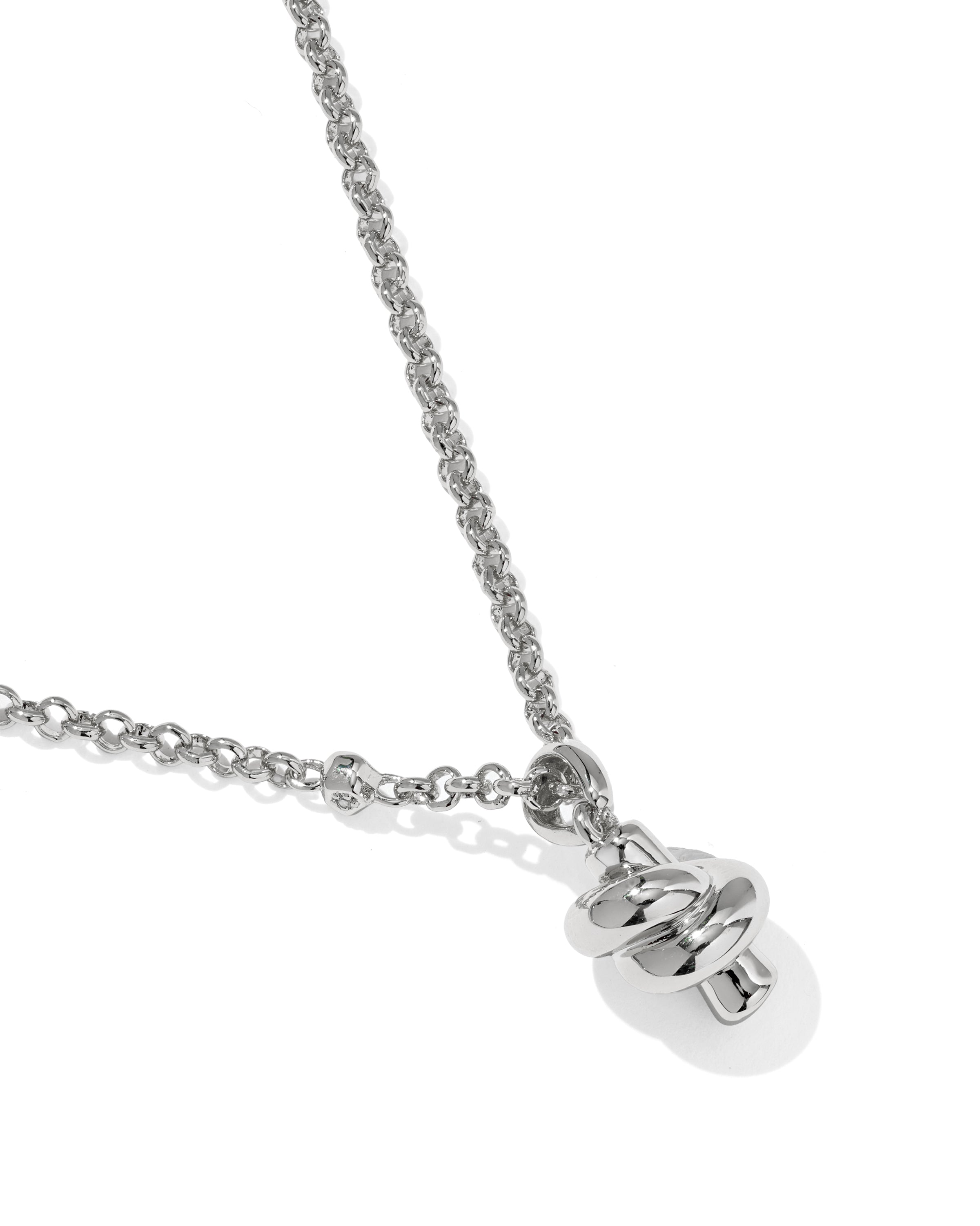 PARKER KNOT SHORT PENDANT NECKLACE SILVER